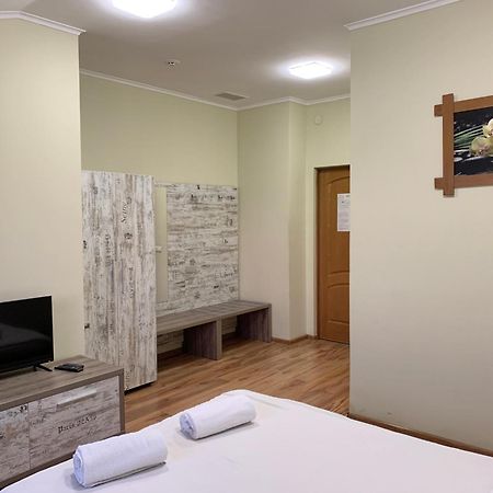 Budget Hotel Ekotel Lviv Dış mekan fotoğraf