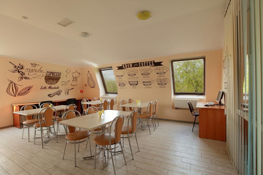 Budget Hotel Ekotel Lviv Dış mekan fotoğraf