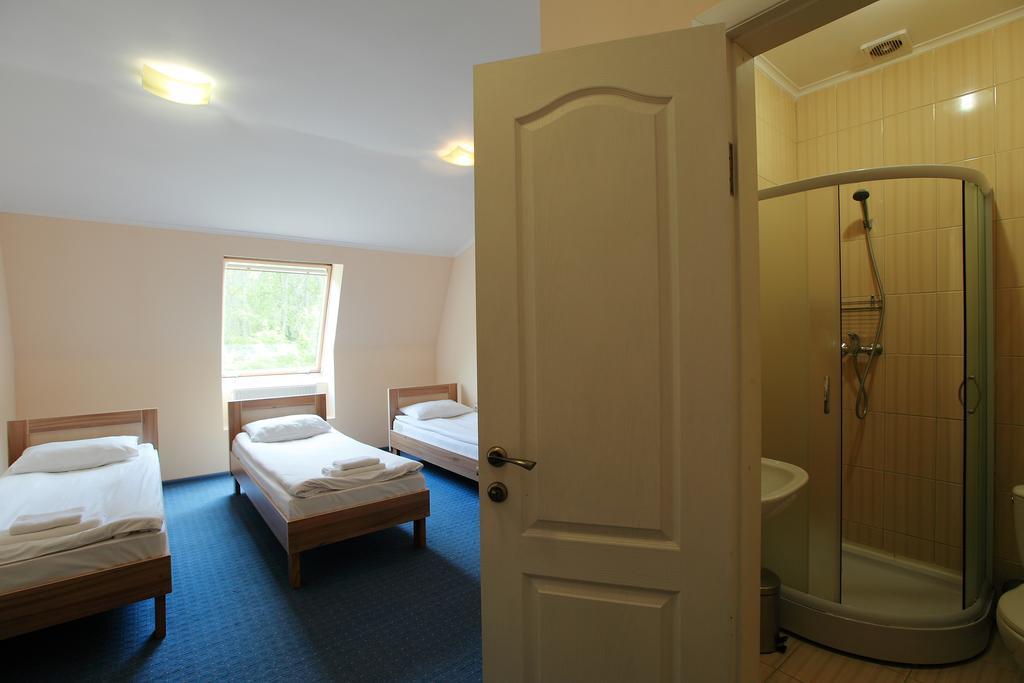 Budget Hotel Ekotel Lviv Oda fotoğraf