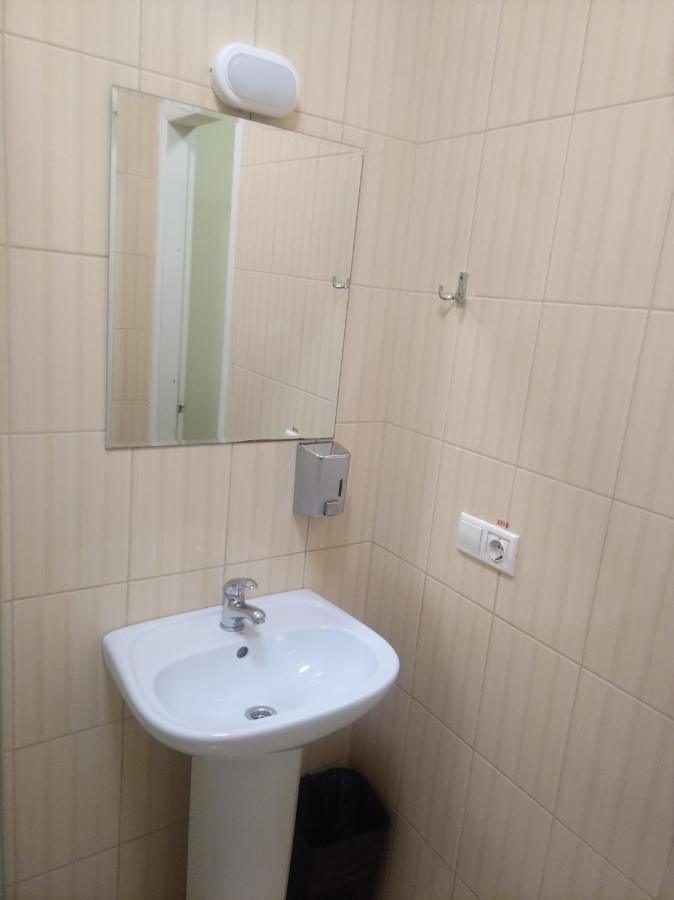 Budget Hotel Ekotel Lviv Dış mekan fotoğraf